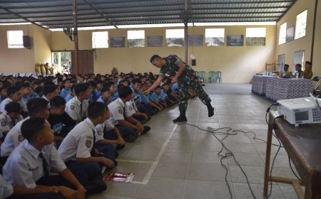 Dandim 0704 Banjarnegara Berikan Materi Wawasan Kebangsaan di SMP Negeri 1 Punggelan