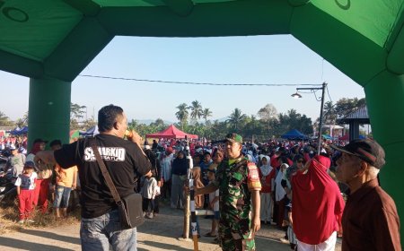 Menutup Kegiatan Agustusan, Kelurahan Semarang Adakan Jalan Sehat Bersama Seluruh Warga