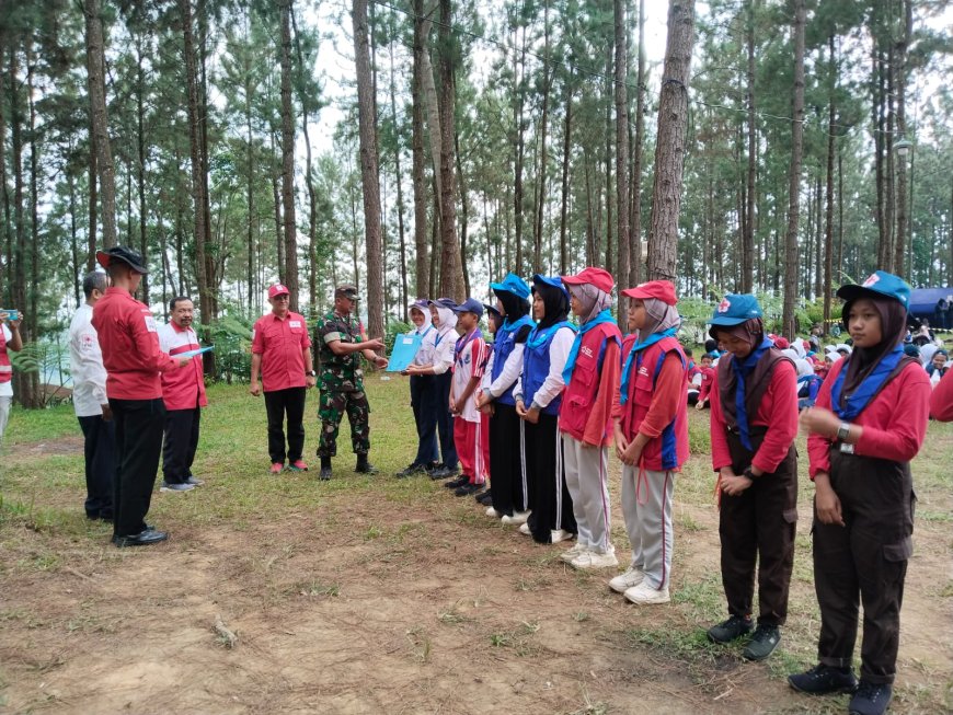 Babinsa Hadiri Penutupan Invitasi PMR Madya Tahun 2024 di Obyek Wisata Buaran