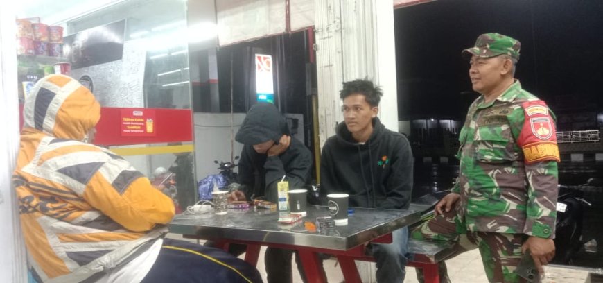 Upaya Jaga Kamtibmas ,Anggota Koramil 01 Banjarnegara Laksanakan Patroli Malam.