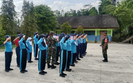 Kepedulian Babinsa Membentuk Karakter siswa siswi di Wilayah Binaan 