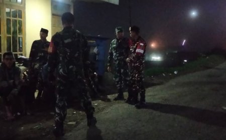 Babinsa Koramil 05 Batur Laksanakan Patroli Malam Bersama Ormas Banser