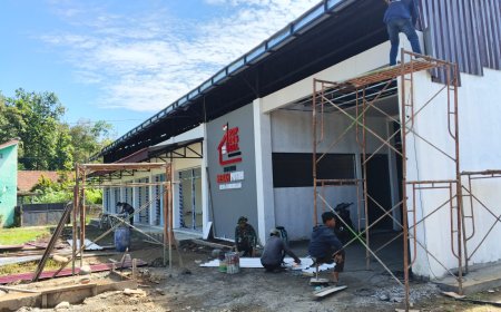 Di Balik Rangka Atap KDKMP Bandingan Semangat Gotong Royong Terus Terjaga