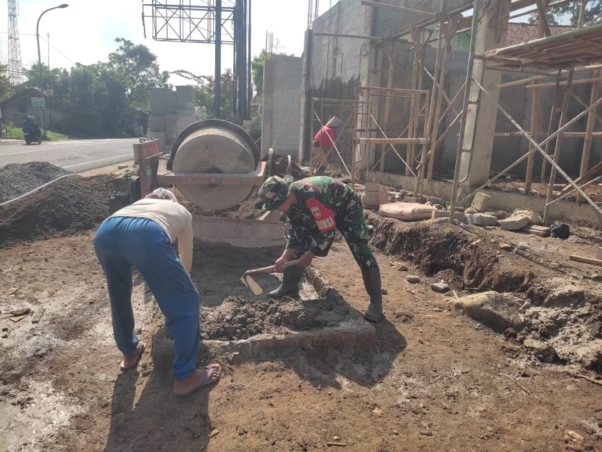 Pembangunan KDKMP Desa Singamerta Terus Berlanjut Babinsa Turut Dampingi